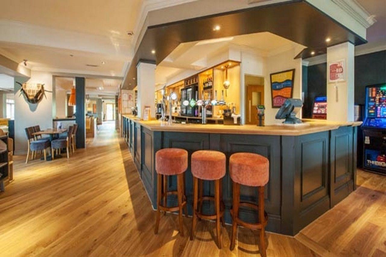 Premier Inn London Ruislip Exterior photo