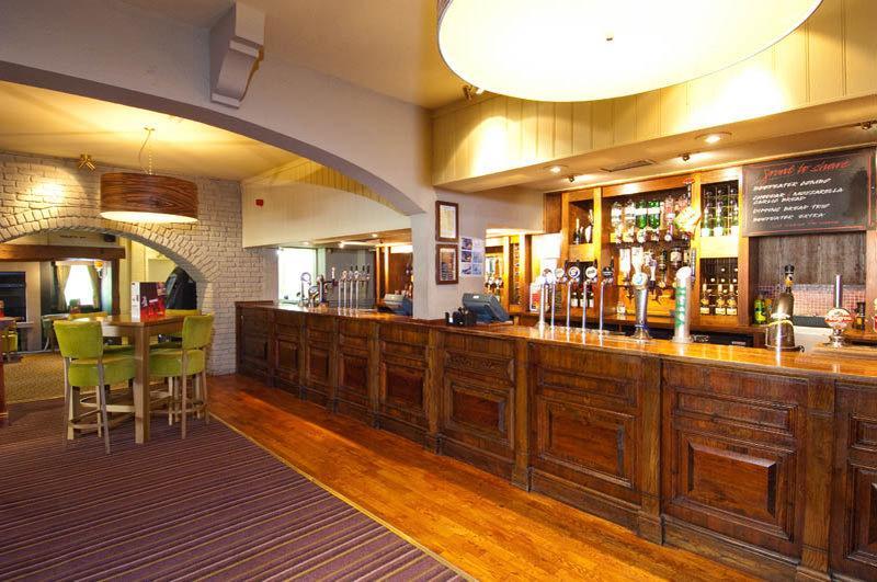 Premier Inn London Ruislip Exterior photo