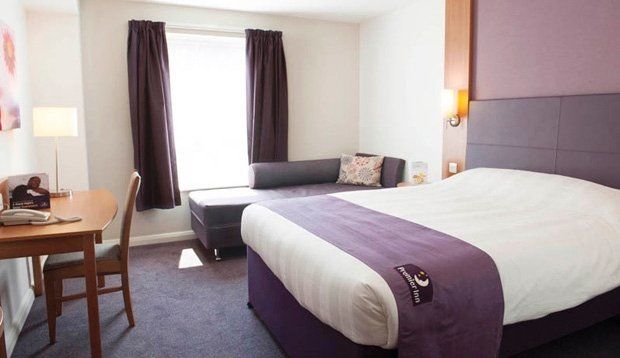 Premier Inn London Ruislip Exterior photo